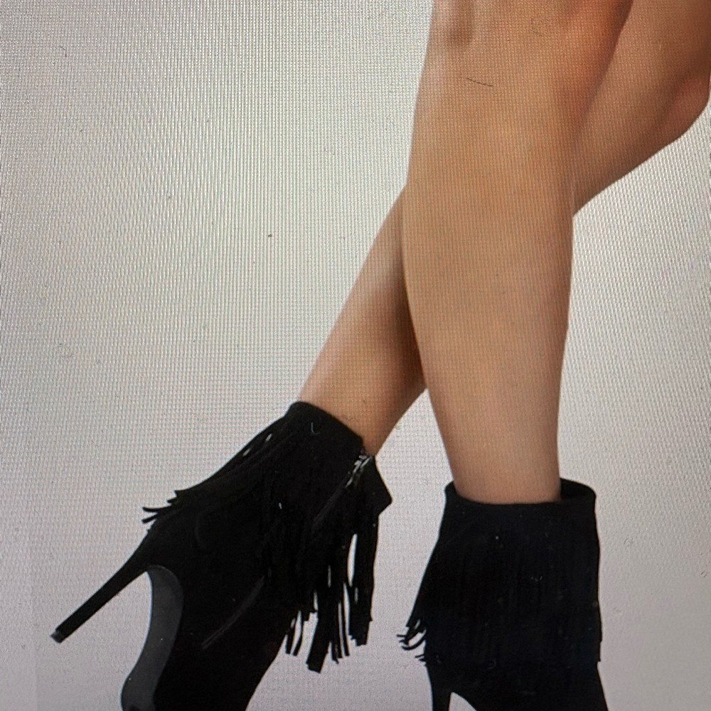 Black Suede Fringe Stiletto Ankle Boots Pointed Toe Size 8.5